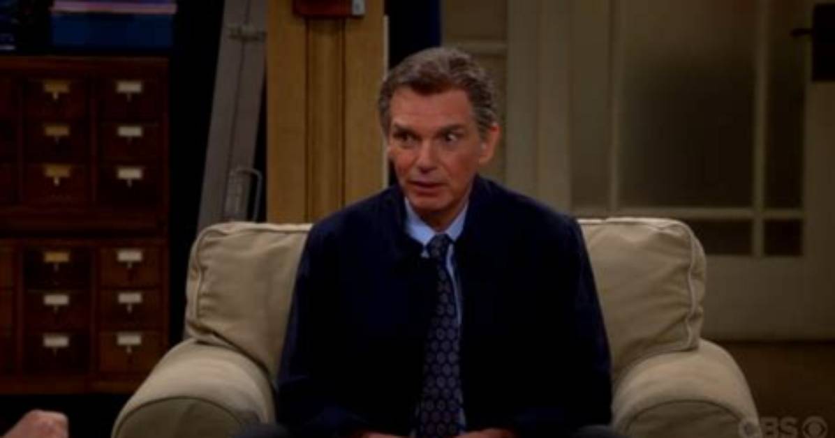 Who Plays Dr Lorvis on Big Bang Theory?