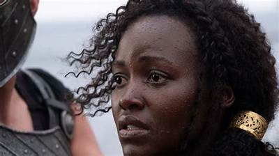 Who Plays Helen in Troy Netflix?