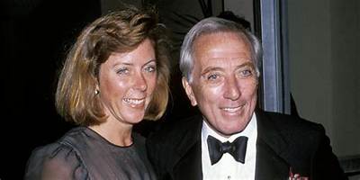 Who Was the First Wife of Andy Meredith?
