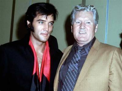 Why Did Elvis Presley Dad Vernon Go to Jail? Facts to Know About His Father and Mother Gladys