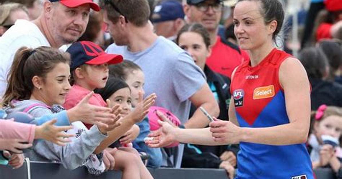 Why Fans Think Daisy Pearce Is Pregnant Again!