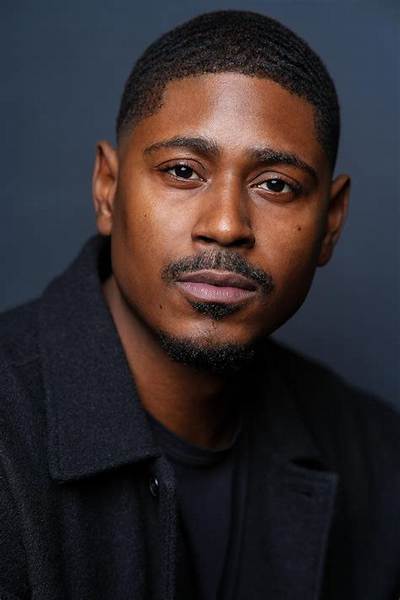 Xavier Scott Evans Bio (Wiki)