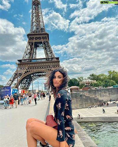 Yara Azmy - Age, Family, Bio