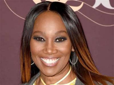 Yolanda Adams Height, Weight, Net Worth, Age, Birthday, Wikipedia, Who, Nationality, Biography