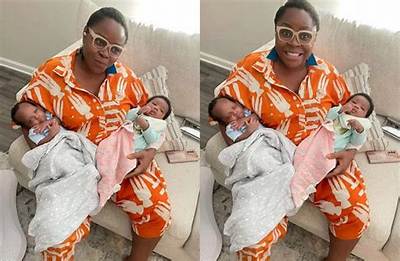 “Your Twins Are Still Coming” Monalisa Chinda, Gbemi Olateru Others Pray for Omawumi over Her Newest Blessing