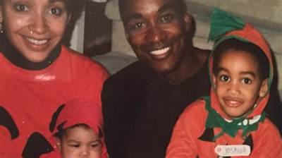 Zeke Thomas - Age, Family, Bio